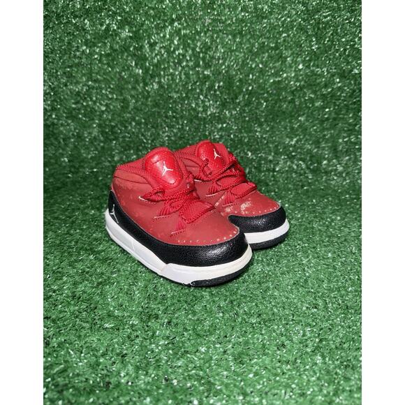 Nike‎ Air Jordan Deluxe Red Suede Leather Walking Shoes Sneakers Toddler Size 6C - Picture 2 of 8